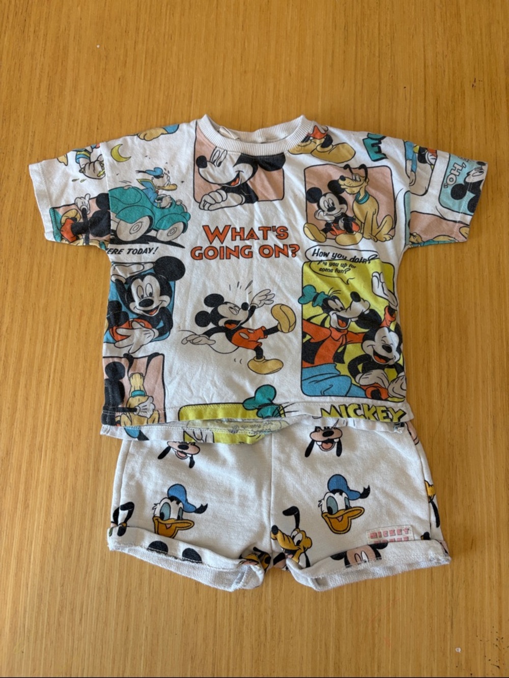 Zara White Multicolor Mickey & Friends Kids Matching Set